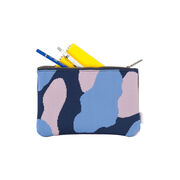 Knitted pouch